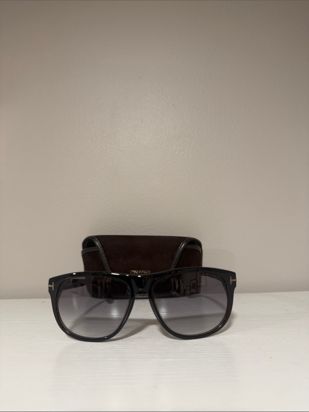 Tom Ford Black T-Logo Gradient Aviator Sunglasses
